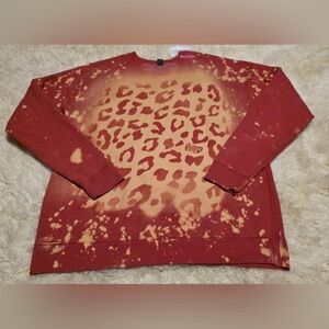 Tultex Women's Size Large Coral Leopard Print Bleach Splattered Look EUC